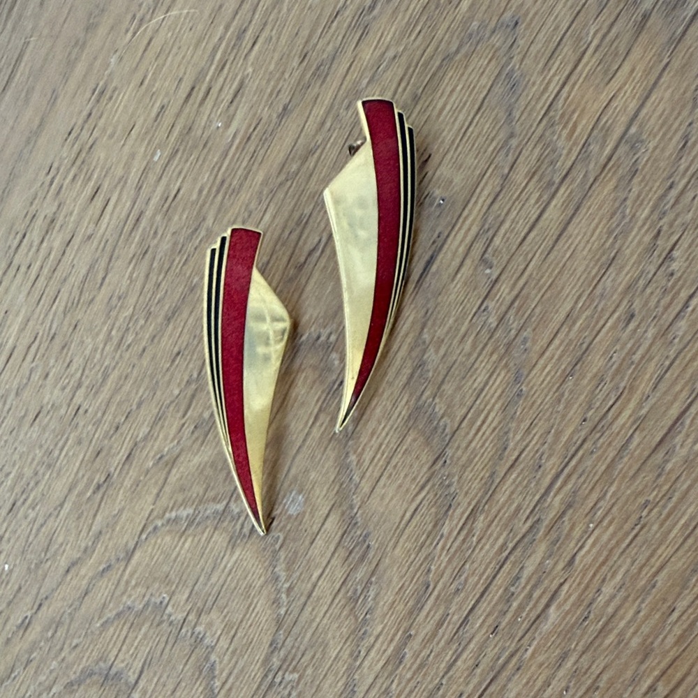 Elegant Gold and Red Earrings Vintage Isle Of Skye